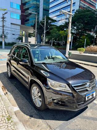 VOLKSWAGEN TIGUAN 2.0 TSI 16V TURBO GASOLINA 4P TIPTRONIC VOLKSWAGEN TIGUAN 2.0 TSI 16V TURBO GASOLINA 4P TIPTRONIC